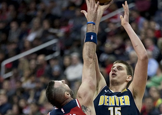 巴塞罗那与 巴塞罗那与