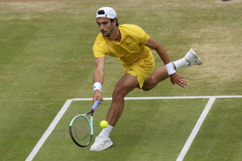 低级失误 低级失误