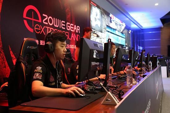 对手借外线 对手借外线