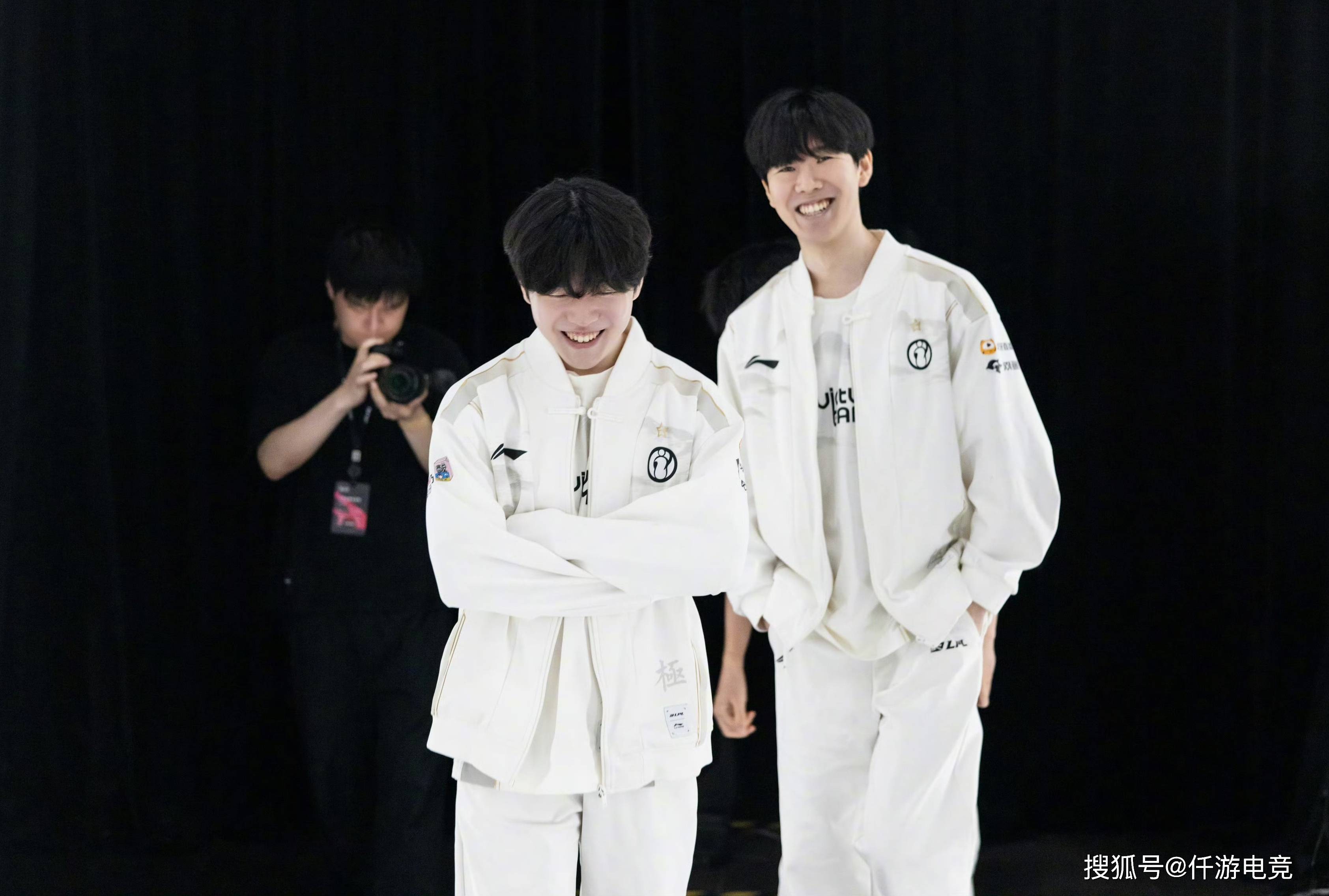 需要我再出 需要我再出