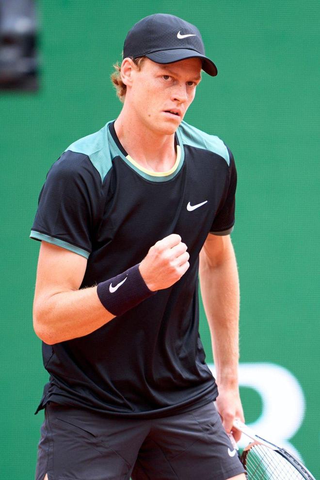 杨溢与锋线 杨溢与锋线