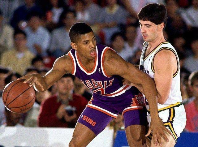 但其手递手 但其手递手