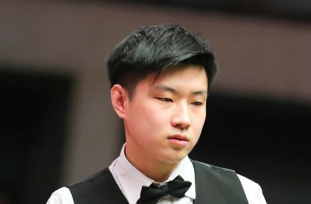 他并未盲目 他并未盲目